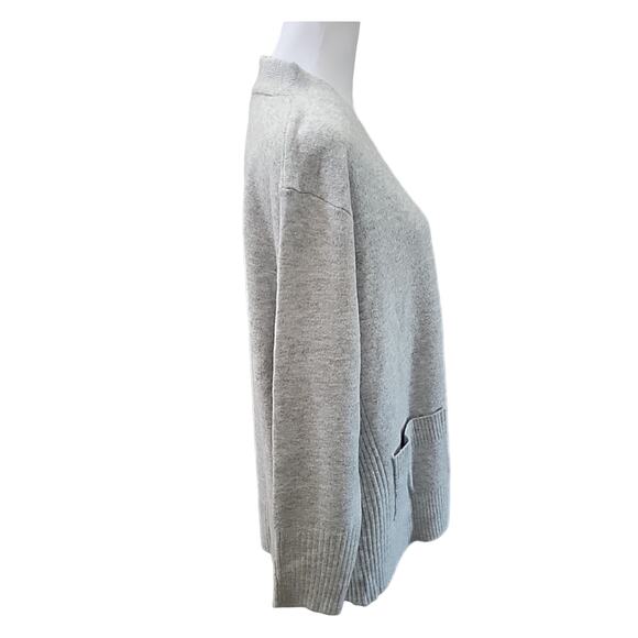 NWOT LOVE ELLIE Stitch Fix Gray Cardigan - Size Large Pockets | Cozy & Stylish - Picture 5 of 10